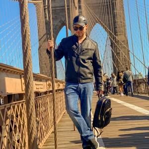 Meet your Posher, Roger